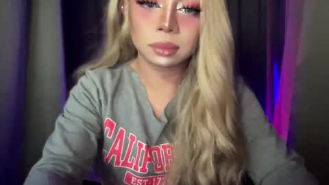 Snapshot of meetmehalfway888 chatting on September 11, 8:31 pm GODDESS OF ALL GODDESSES online show from September 11, 8:31 pm