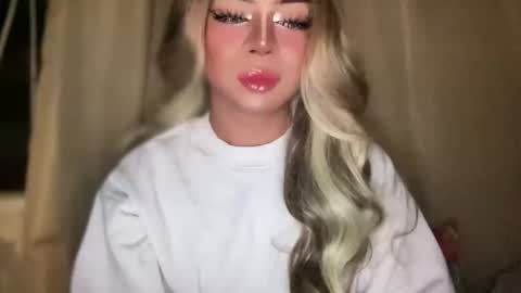 Snapshot of meetmehalfway888 chatting on September 25, 1:37 pm GODDESS OF ALL GODDESSES online show from September 25, 1:37 pm