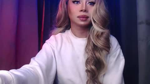 Snapshot of meetmehalfway888 chatting on November 18, 6:12 pm GODDESS OF ALL GODDESSES online show from November 18, 6:12 pm