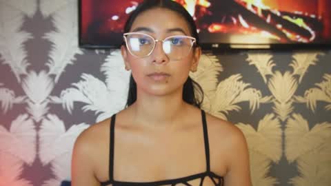 Carolina Paez online show from January 14, 7:43 pm