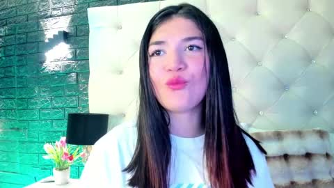     online show from January 17, 2:39 pm