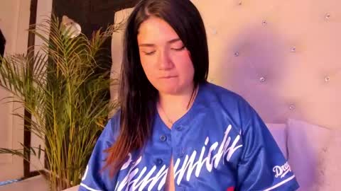     online show from January 31, 6:14 pm