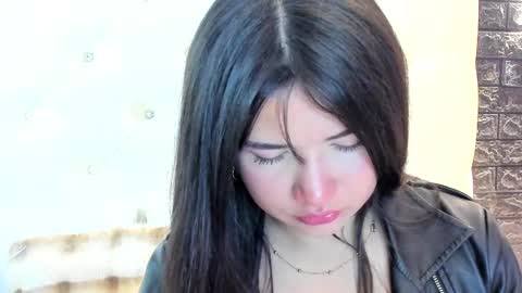     online show from February 12, 11:29 am