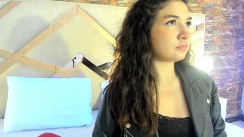     online show from October 8, 1:09 pm