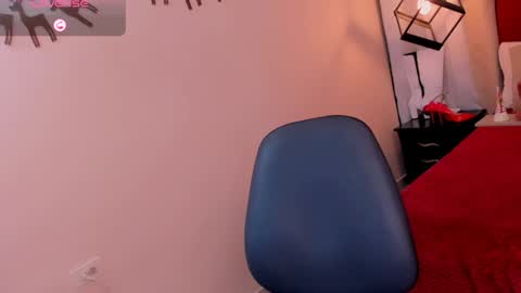 megan do santos online show from December 31, 12:32 am