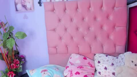 megan_jenner1 online show from October 25, 4:31 am