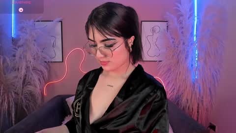     online show from December 29, 5:01 pm