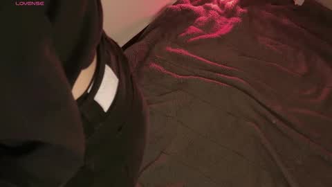     online show from September 10, 12:16 pm