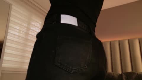     online show from September 17, 12:07 pm