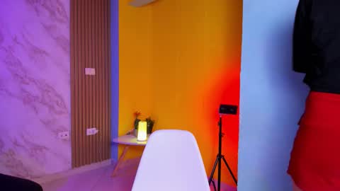 Megan online show from September 27, 11:15 am