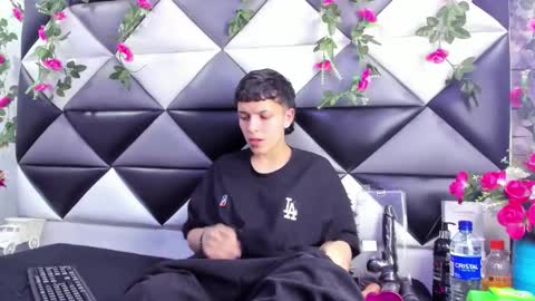 megan_thompsonn_ online show from October 31, 2:34 am