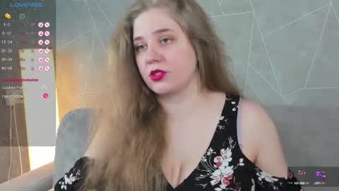 Snapshot of megan_violer chatting on January 26, 3:25 pm Megan Mon Fri 1600-2200pm Tue Wen Sat 0900-1600pm online show from January 26, 3:25 pm