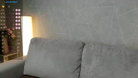 Snapshot of megan_violer chatting on February 10, 7:07 pm Megan Mon Fri 1600-2200pm Tue Wen Sat 0900-1600pm online show from February 10, 7:07 pm