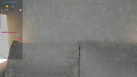 Snapshot of megan_violer chatting on February 11, 6:44 pm Megan Mon Fri 1600-2200pm Tue Wen Sat 0900-1600pm online show from February 11, 6:44 pm