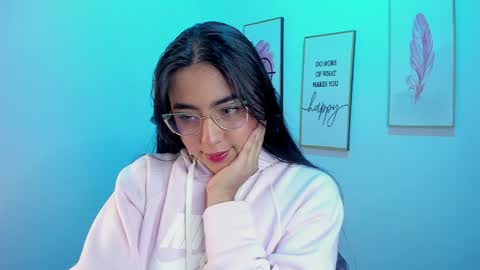 megan online show from December 8, 11:51 pm