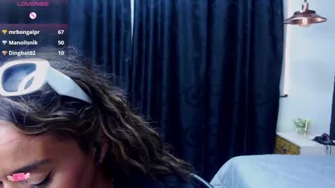 M E G A N   online show from December 2, 8:44 pm