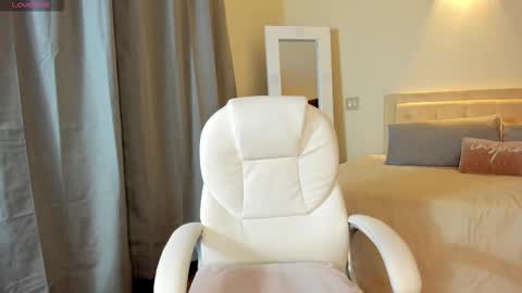  Megan  online show from September 30, 2:49 am