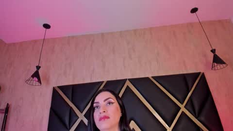 Snapshot of meganhofman chatting on September 16, 9:16 pm Megan Hofman online show from September 16, 9:16 pm