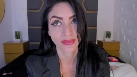 Snapshot of meganhofman chatting on September 23, 7:50 pm Megan Hofman online show from September 23, 7:50 pm