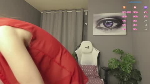 MeganieX online show from February 1, 6:10 am