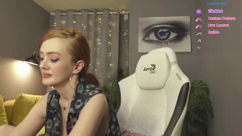 MeganieX online show from March 10, 8:37 am