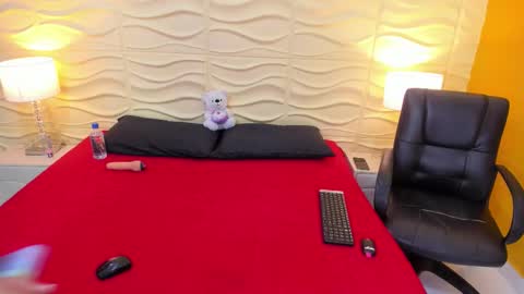 meganlarsson online show from September 16, 11:55 am