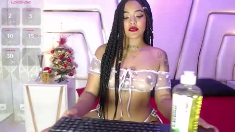 meganlarsson online show from December 3, 12:36 pm