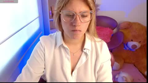 MEGAN online show from February 10, 5:30 pm