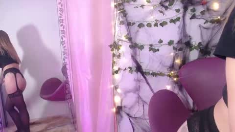 MEGAN online show from November 6, 10:32 pm