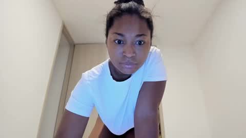 meganmir1 online show from January 25, 12:17 am