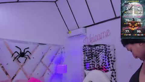 Megan  online show from October 19, 7:58 pm