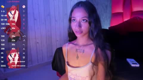 Snapshot of megannbabby chatting on September 12, 12:11 am online show from September 12, 12:11 am