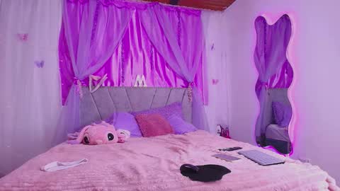 Megan online show from September 12, 11:10 am