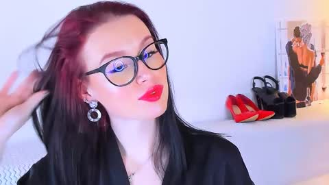 Snapshot of meganstones chatting on November 7, 9:59 pm Megan online show from November 7, 9:59 pm