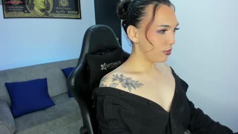 Meghan the doll online show from February 8, 2:16 pm