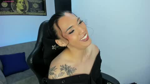 Meghan the doll online show from February 8, 5:18 pm