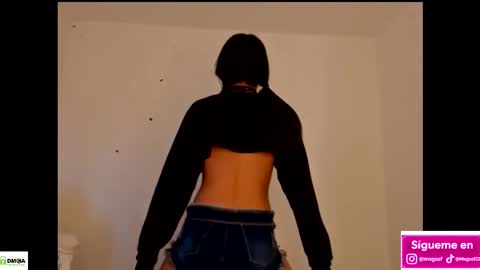 Megan online show from November 12, 2:06 pm