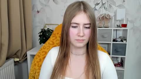 Megan online show from November 24, 2:39 pm