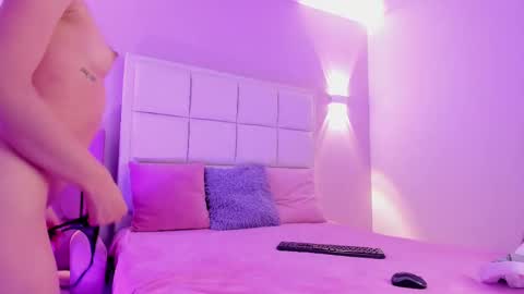 megga_bluee online show from September 13, 9:25 pm