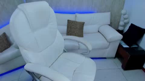 meggan online show from January 9, 9:48 am