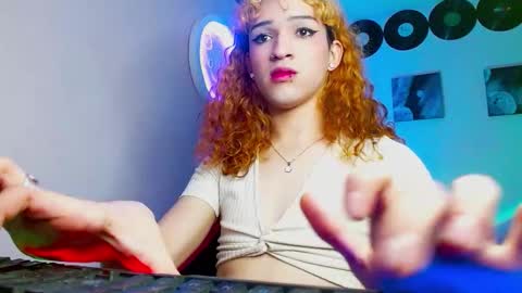 meghan_devil_ online show from October 18, 6:16 am