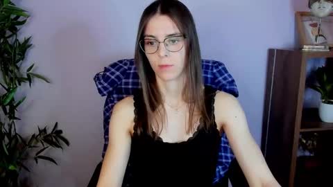 Snapshot of megi_erotic chatting on March 8, 7:27 am Megi online show from March 8, 7:27 am