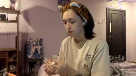 Megan online show from November 24, 12:16 pm