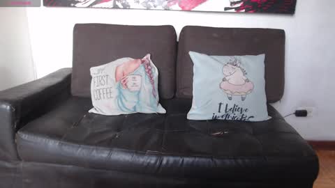 Snapshot of mel_raise chatting on January 7, 9:46 pm mel raise online show from January 7, 9:46 pm