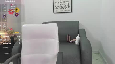 melan_owen online show from January 29, 8:04 pm