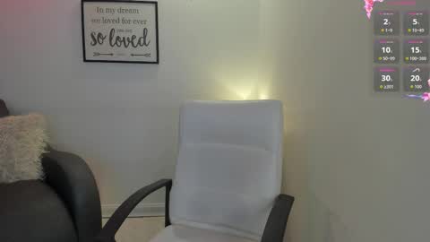 melan_owen online show from November 11, 10:59 am