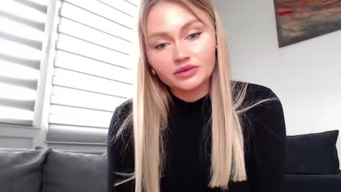 Melania online show from March 3, 12:05 pm