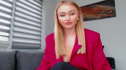 Melania online show from October 14, 11:11 am