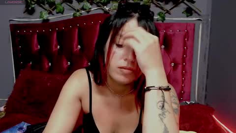 melani_cute01 online show from December 29, 8:44 am