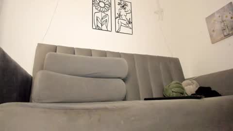 melani greyy online show from December 10, 11:08 pm